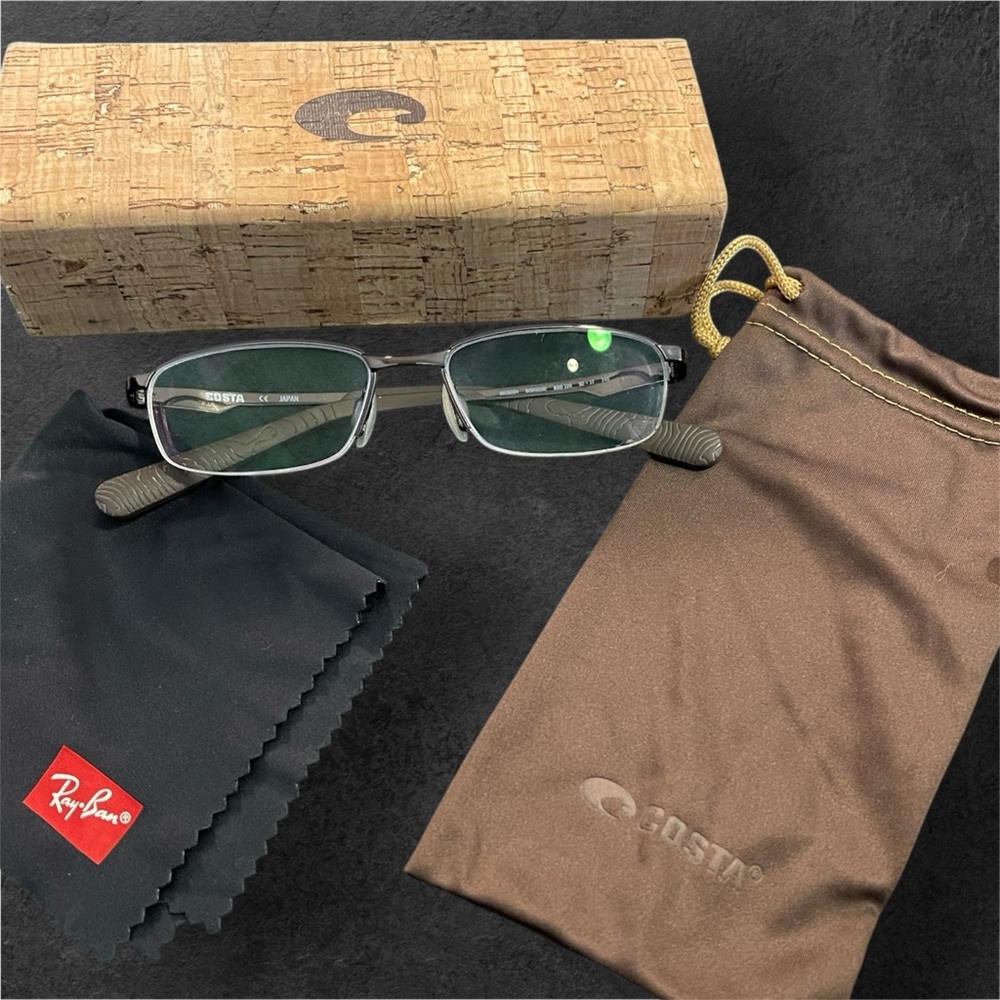 Men’s Costa Bimini Road 120 frames, box and bag, and RayBan microfiber cloth